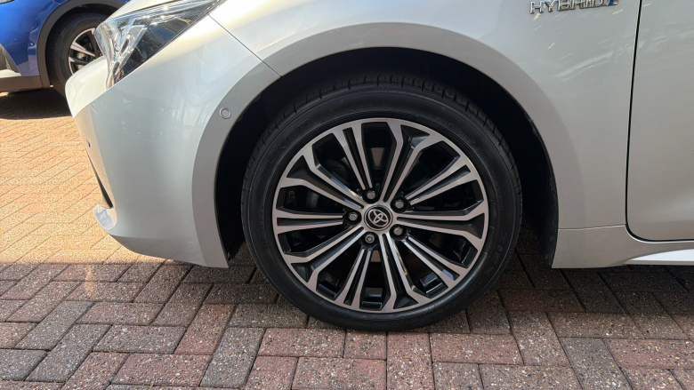 Toyota Corolla 2.0 VVT-i Hybrid Design 5dr CVT Hybrid Hatchback